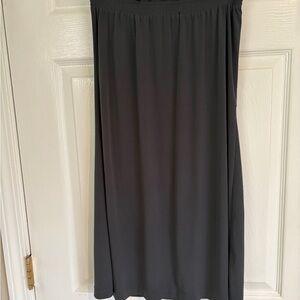 Daisy Fuentes Gray Skirt